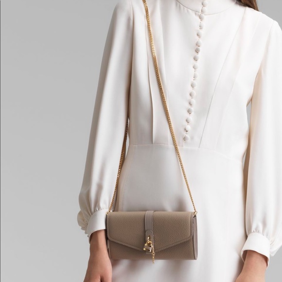 Chloe Aby Wallet On Chain - Picture 4 of 10